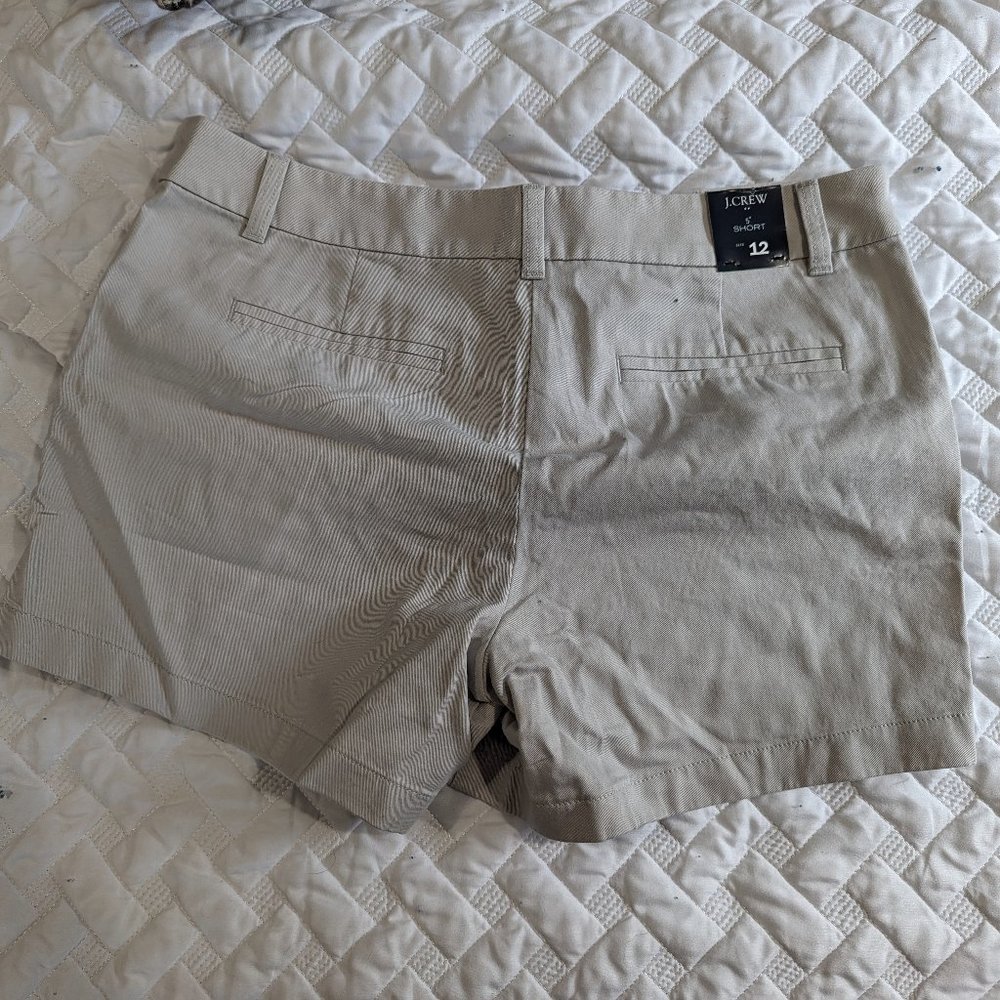 J Crew 5" Khaki Chino Shorts
